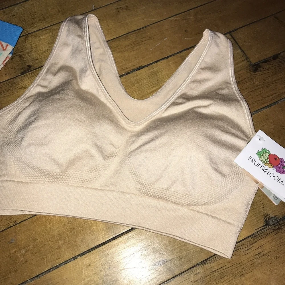 Fruit Of The Loom‎ Juniors Size Small Bra Beige NWT